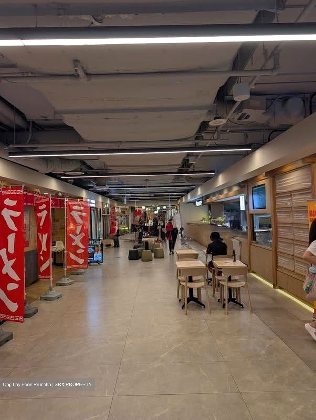 Orchard Road (D9), Retail #635002101